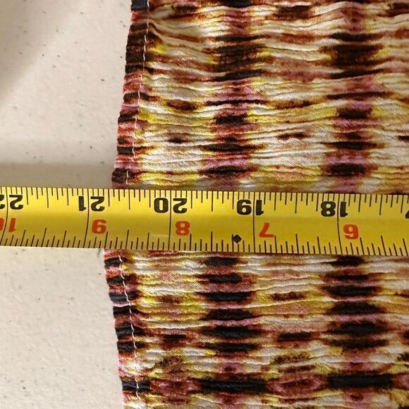 AUW brown and yellow print tank top - Picture 6 of 7